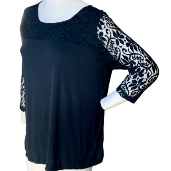 Lane Bryant Lace Accent 3/4 Sleeve Pullover Top Plus Sz 14/16 Black 73B - Picture 3 of 6